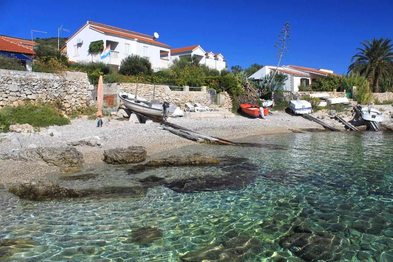 Apartments By The Sea Milna, Vis - 8895 Rukavac  Esterno foto