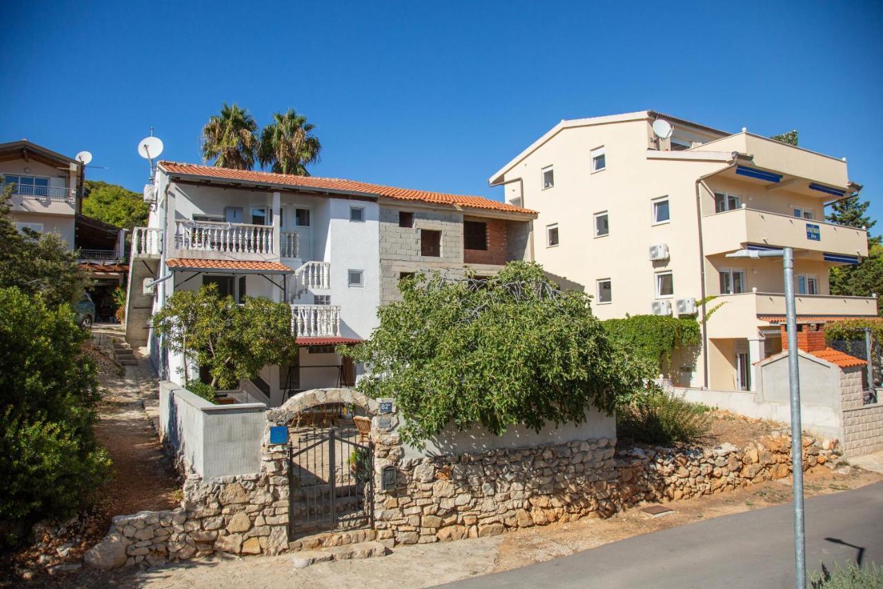 Apartments By The Sea Milna, Vis - 8895 Rukavac  Esterno foto