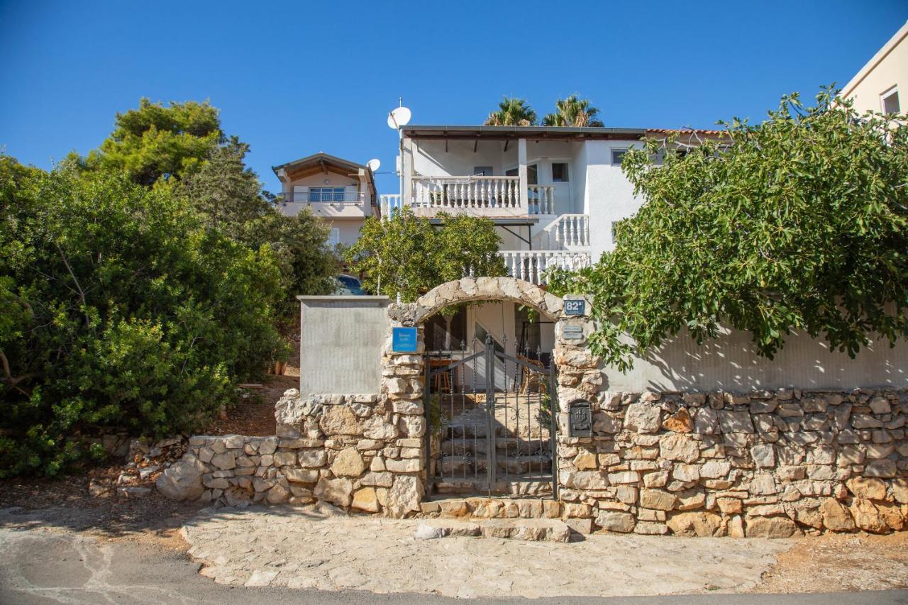 Apartments By The Sea Milna, Vis - 8895 Rukavac  Esterno foto