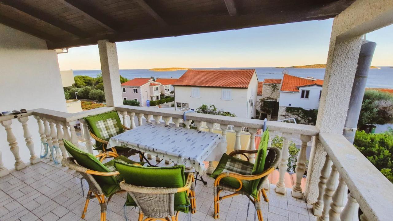 Apartments By The Sea Milna, Vis - 8895 Rukavac  Esterno foto